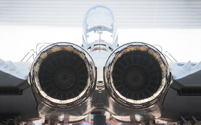 殼牌390渦輪機油能為APU啟動提供可靠性嗎？